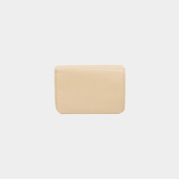 BALENCIAGA 2020S CREAM LEATHER LOGO WALLET - Picture 2 of 6